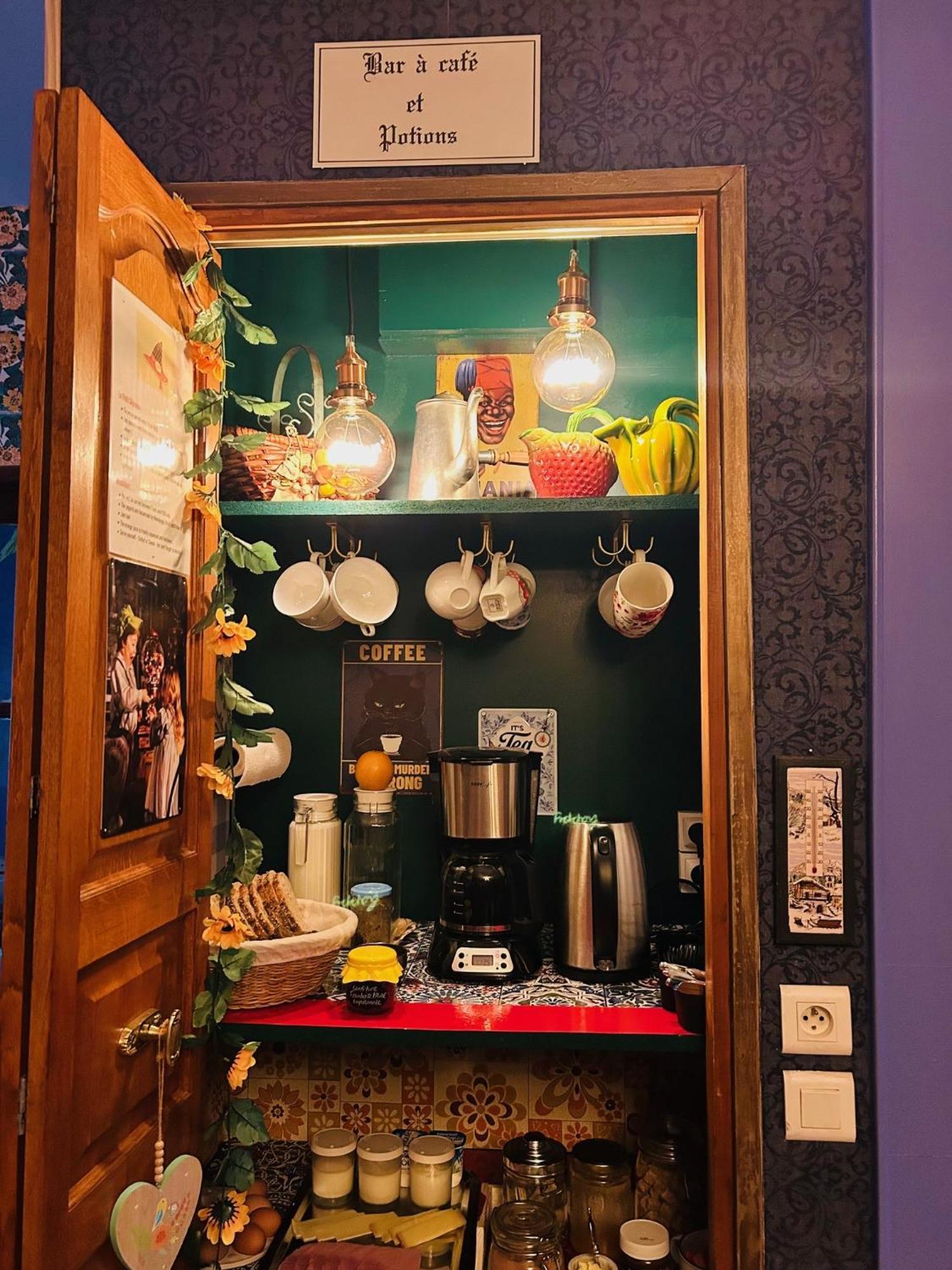 La Babayaga Bed and Breakfast Capestang Exteriör bild